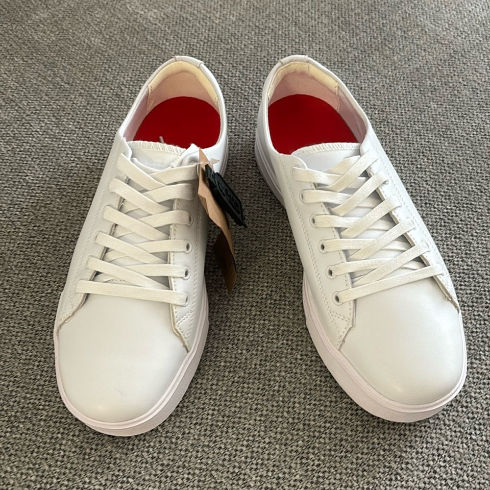NWT white Shoes for crews Old School Low-Rider IV - Leather size 10 women/8 men